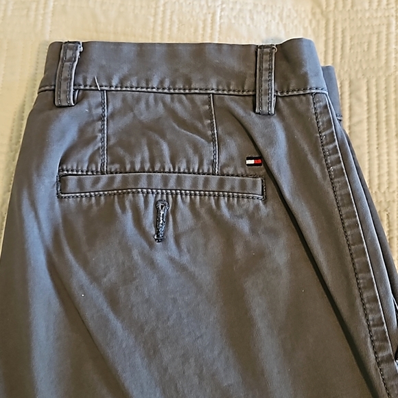 Tommy Hilfiger men's pants - Picture 2 of 3